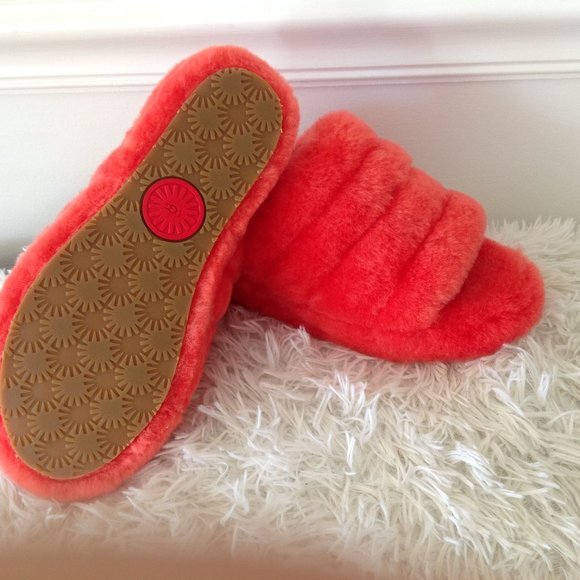 UGG Fluff Yeah Genuine Shearling Slides Preppy Cozy Lagenlook - Picture 9 of 12
